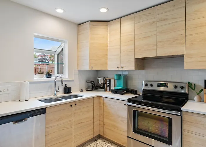 Holiday home Guest Favorite W Free Parking In Round Rock! *