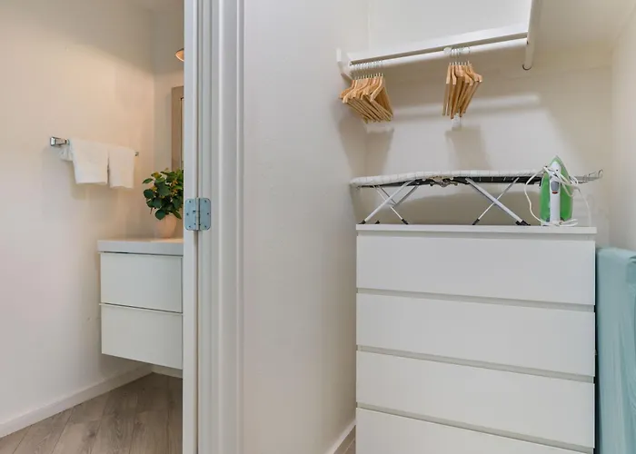 Guest Favorite W Free Parking In Round Rock! Holiday home