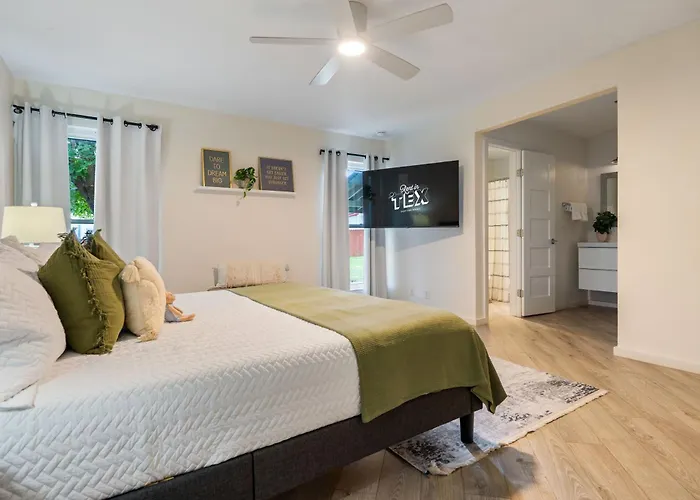 Guest Favorite W Free Parking In Round Rock!